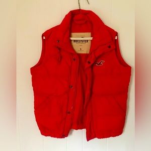 Hollister vest